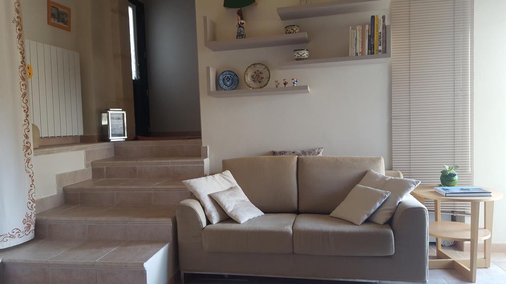 Casa Il Gufo E La Pupa Villa มาเตรา ภายนอก รูปภาพ